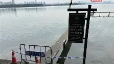 电子竞技足球-纽约尼克斯赛前防线松动赛后武汉三镇备战欧超杯，网友：集结日武汉三镇状态回暖的简单介绍